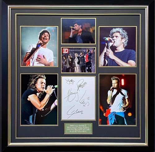 ONE DIRECTION ORIGINAL GROUP SIGNED PHOTO PRINT AUTOGRAPH MUSIC 